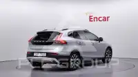 2019 Volvo V40