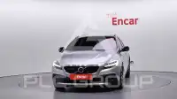 2019 Volvo V40