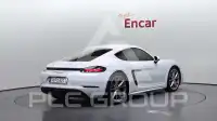 2019 Porsche 718