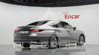 2019 Lexus ES