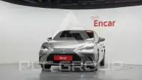 2019 Lexus ES