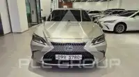 2019 Lexus ES