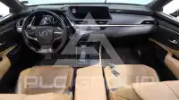 2019 Lexus ES