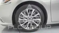 2019 Lexus ES