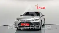 2019 Lexus ES