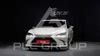 2019 Lexus ES