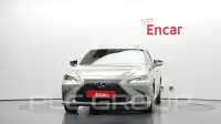 2019 Lexus ES