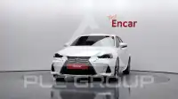 2019 Lexus IS