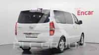 2019 Hyundai Starex