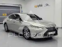 2019 Lexus ES