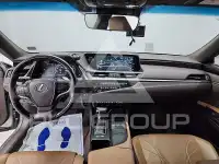 2019 Lexus ES