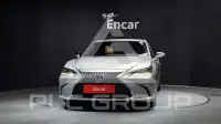 2019 Lexus ES