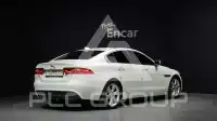 2019 Jaguar XE