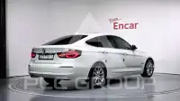 2020 BMW 320