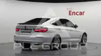 2020 BMW 320