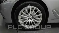 2020 BMW 520