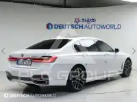 2020 BMW 730M