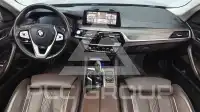 2020 BMW 520