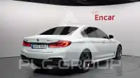 2020 BMW 520M