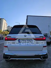 2020 BMW X7M