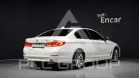 2020 BMW 530