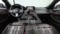 2020 BMW 520
