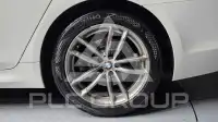 2020 BMW 520