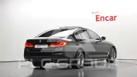 2020 BMW 520M