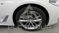 2020 BMW 520M