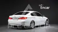 2020 BMW 520