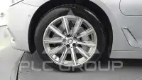 2020 BMW 530