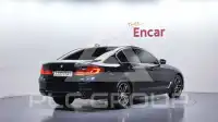2020 BMW 520