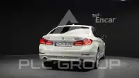 2020 BMW 530