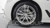 2020 BMW 520