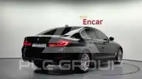 2020 BMW 520