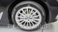 2020 BMW 520