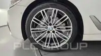 2020 BMW 520