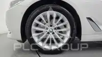 2020 BMW 520