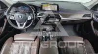 2020 BMW 520