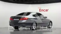 2020 BMW 520
