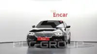 2020 BMW 520
