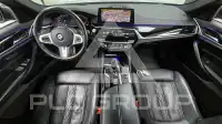 2020 BMW 520