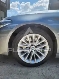 2020 BMW 530
