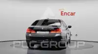 2020 BMW 520