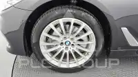 2020 BMW 520