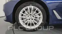 2020 BMW 520