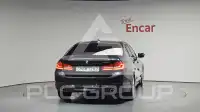 2020 BMW 520