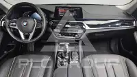 2020 BMW 520