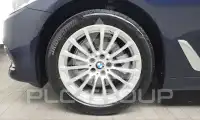 2020 BMW 520