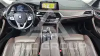 2020 BMW 520